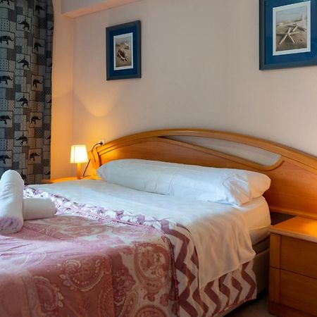 Apartamento Completo Gemelos XV เบนิดอร์ม ภายนอก รูปภาพ